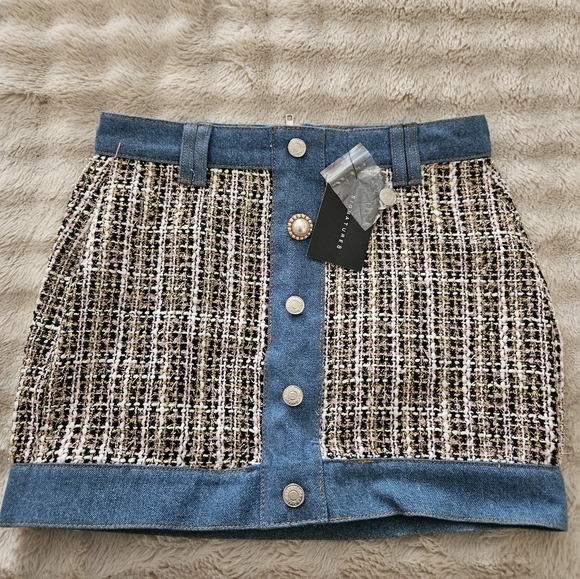 Signature8 Dresses & Skirts - Stylish Tweed And Denim Mini Skirt